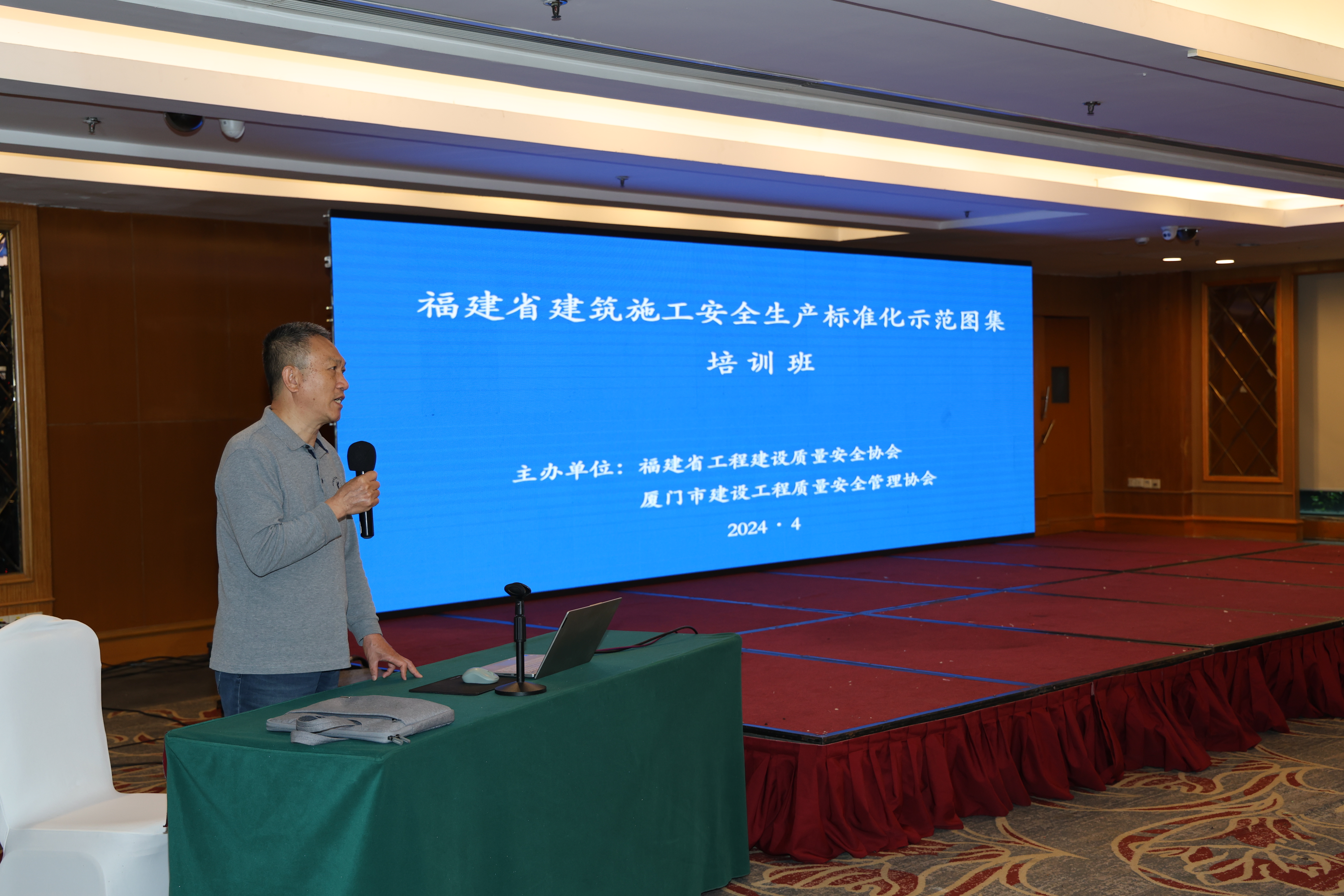 cfe3de7dd1dac1e7bfefd8005d6a616c.JPG
